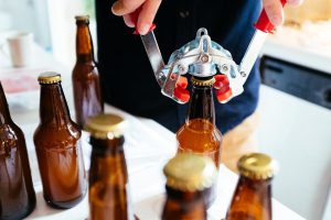 Bottle capping tool